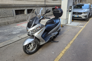 Suzuki Burgman 200 pochissimi KM originali