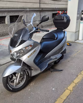Suzuki Burgman 200 pochissimi KM originali