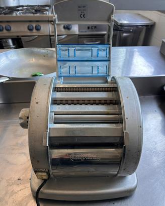 Tira pasta elettrico
