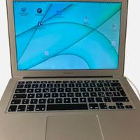 Apple MacBook Air 13'' (256GB SSD, Intel Core i5