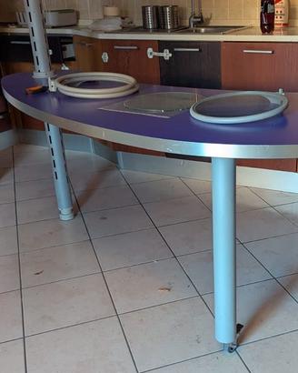 Tavolo curvo da cucina Scrivania viola con ruote