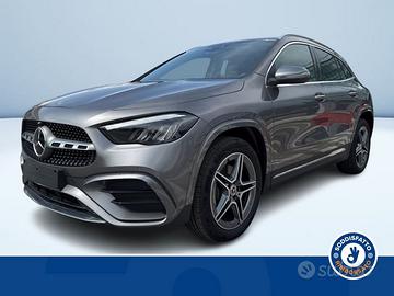 Mercedes-Benz GLA 250 E PLUG-IN HYBRID AUTOMA...