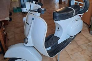 Vespa Piaggio 125 ET3 Primavera