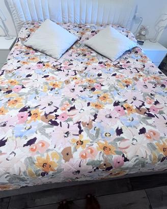 Letto contenitore con doghe in legno