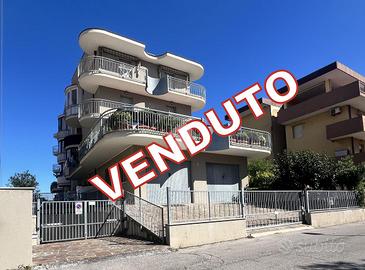 4 LOCALI A RIMINI