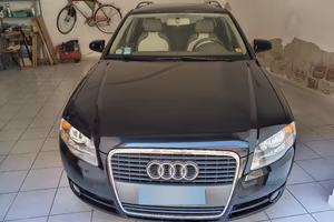 Audi A4 avant 2700 6 cilindri.
