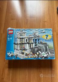 Lego 7237  stazione della Polizia nuovo MISB