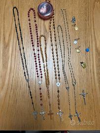 Sei rosari da collezione + madagliette  religiose