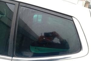 Vetro fisso posteriore sinistro Opel Zafira C anno