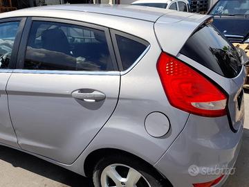 PARAFANGO POST. SX. FORD FIESTA «VI» (2008)