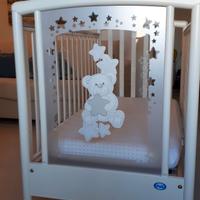 Lettino Pali e materasso usati