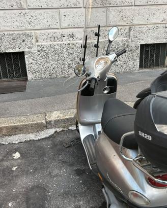 vespa 125 et4