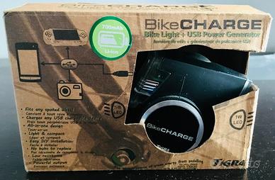 Luce e carica smartphone USB bici