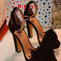 Sandalo marca Pino’s  camoscio nerodalo