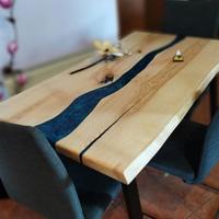 Tavolo in resina