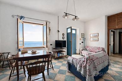 Meravigliosa e indipendente a s'archittu