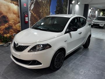 Lancia Ypsilon 1.0 FireFly 5 porte S&S Hybrid Gold