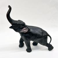Scultura giapponese in bronzo elefante