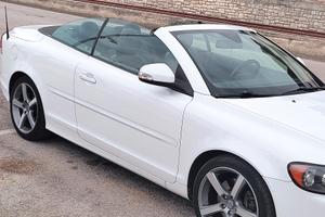Volvo C70 cabrio 2,0 d 100kw 136 cv. 