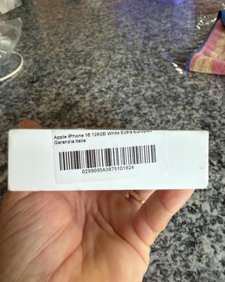 Iphone 16 bianco 128gb ancora imballato