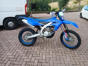 WR 250 