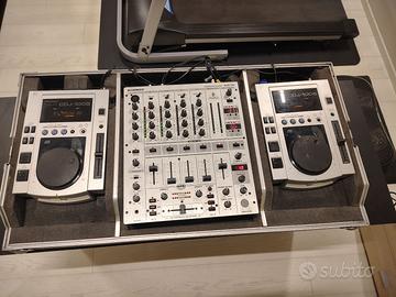 2 CDJ 100S PIOONER + MIXER BEHRINGER + FLIGHT CASE