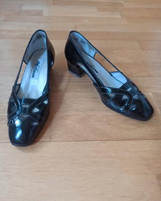 Scarpe Melluso di vernice nere n. 37.5