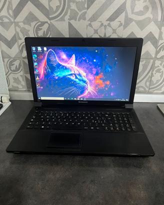 PC PORTATILE LENOVO 15,6 POLLICI SSD CRUCIAL 250gb