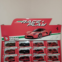 Bburago Ferrari RACE+PLAY Modellini toy da collez