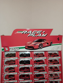 Bburago Ferrari RACE+PLAY Modellini toy da collez