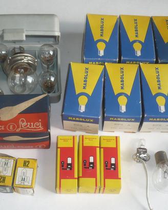 lotto di 22 lampadine 24V vari attacchi per camion