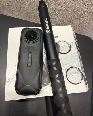 Insta360 x5