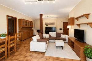 Appartamento di 150 m² con 4 locali e box auto a M