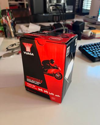 Yuasa BTX7L-BS BATTERIA