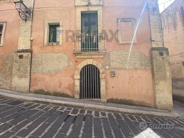 Locale Commerciale - Palazzolo Acreide