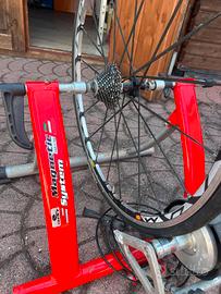 Attrezzo allenamento bicicletta