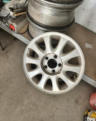 Cerchi in lega 16” x chrysler voyager