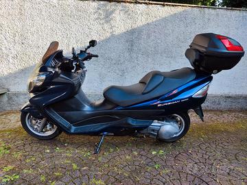 Suzuki Burgman 400 k7