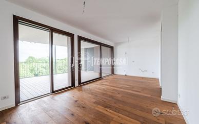 Trilocale di Design con Doppio Terrazzo in zona Pi