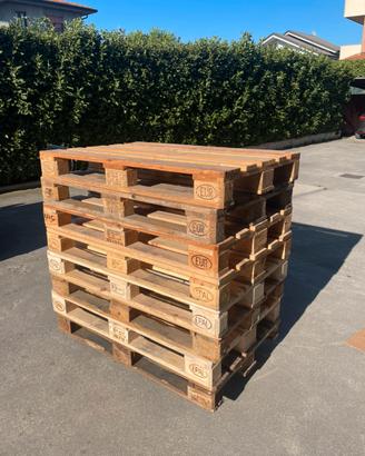 Altri pallet EPAL A 8€ l’uno