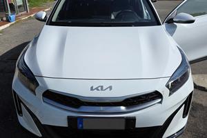 KIA  XCEED PE 1.5 TGDI  MH BUSINEES 