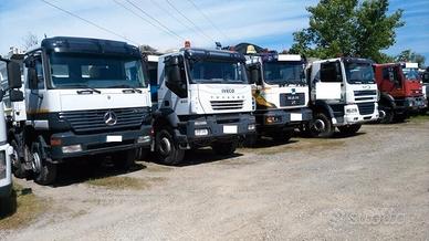 Iveco TRAKKER 8X4 VARIE DISPONBILITA 3 ASSI 4 ASSI