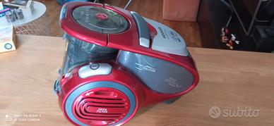 aspirapolvere 
