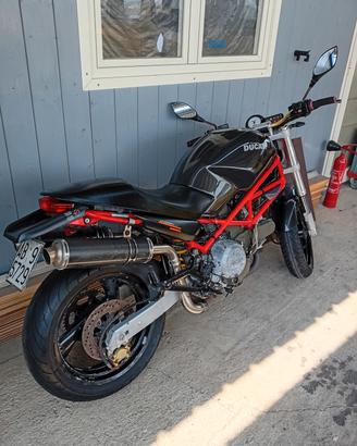 Ducati Monster 