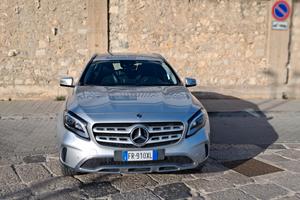 Mercedes-benz GLA 200 d Automatic Premium