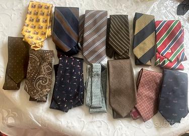 Stock 23 cravatte usate marche italiane