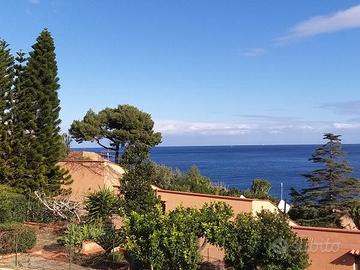 Scopello villa sul mare ( Spiaggia - ciotoli)