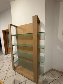 Libreria  aperta vetro e legno
