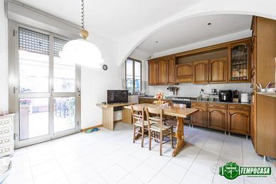 BILOCALE IN BUONO STATO CON TERRAZZO E CANTINA