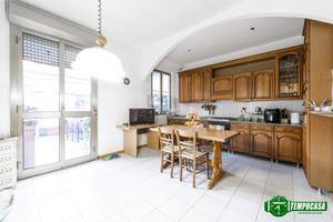 BILOCALE IN BUONO STATO CON TERRAZZO E CANTINA